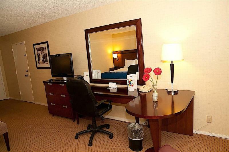 Hotel The