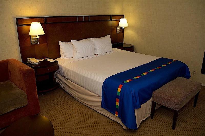 Hotel The 3*